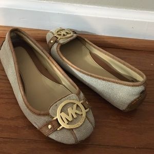 MK Womens flats